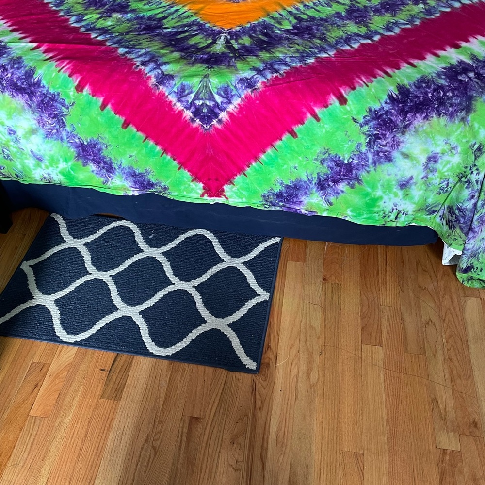 Tie dyed Queen Bedsheet set - Picture 7 of 12